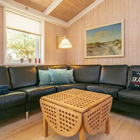 5 Star In * Strandby